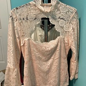 LACE VENUS TOP PINK